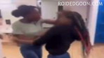 Black Girl Fights Off 2 Girls in the Locker Room