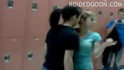 Teal Shirt Blonde Defends Herself