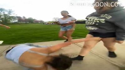 Playground Girlfight Round 2 – Clarissa