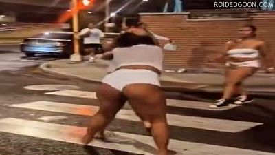 Black BBWs with Big Asses Street Catfight