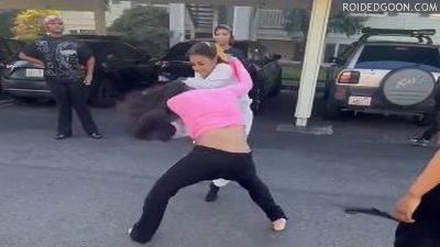 Black Girl Rips Hair Out During Catfight