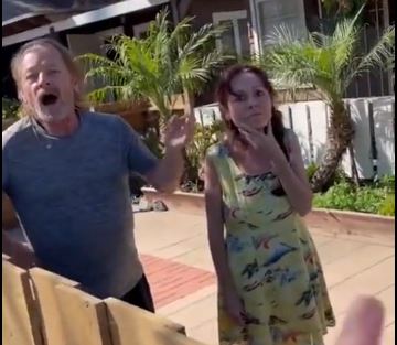 Hilarious Cat-Centric Quarrel: Neighbors Accuse Man of Catnapping!